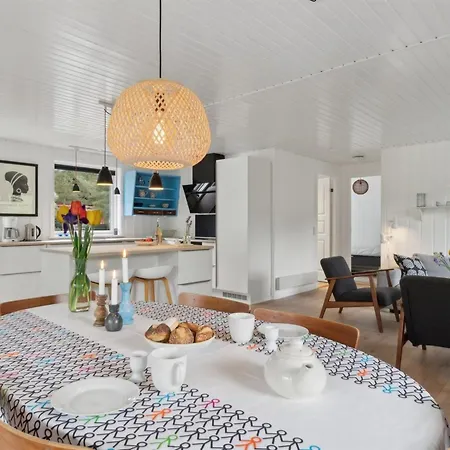 Omunde - 150m From The Sea By Interhome Nexo